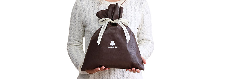 「送る」ではなく「贈る」