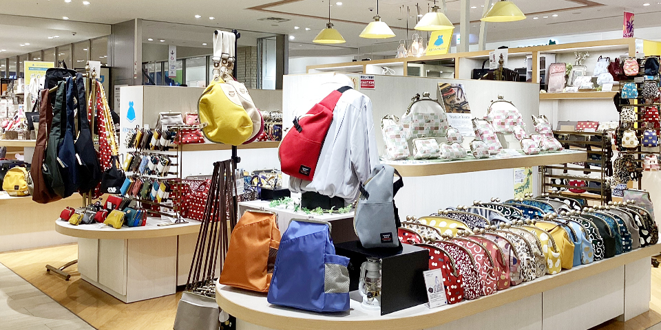 AYANOKOJI タカシマヤ ゲートタワーモール店 写真3